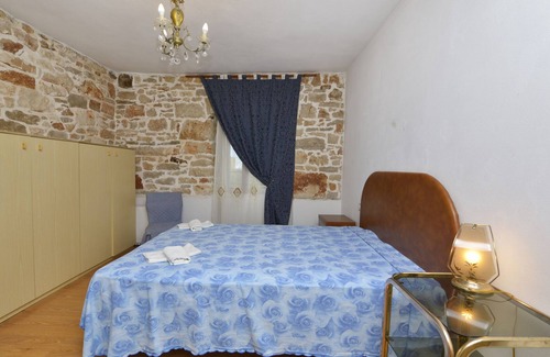 Gedici Apartamento | Vrbo Property