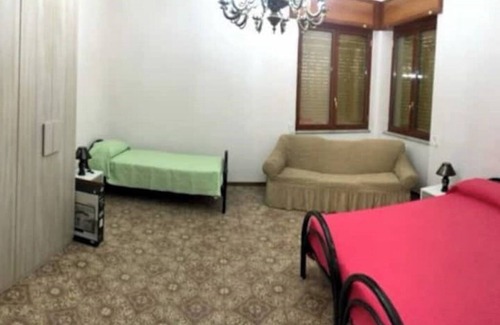 Pomigliano D'arco Cama Y Desayuno | Vrbo Property