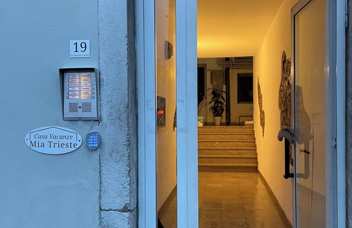 Barriera Vecchia-San Giacomo Apartamento | Vrbo Property