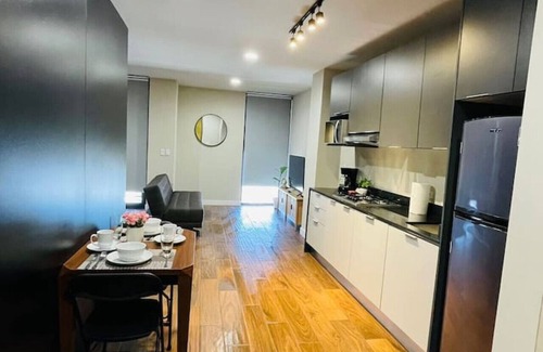Avenida Revolución Apartamento | SIE7E 1306 by Cosmopolitan Tijuana.