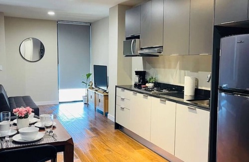 Avenida Revolución Apartamento | SIE7E 1306 by Cosmopolitan Tijuana.