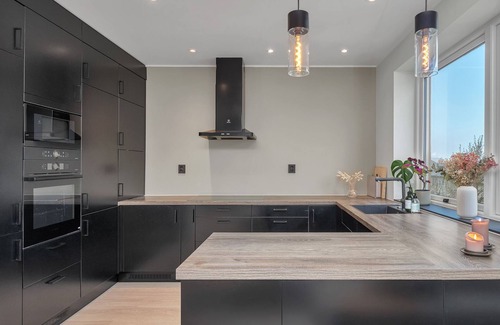 Arstad Apartamento | Vrbo Property