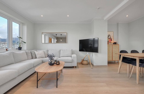 Arstad Apartamento | Vrbo Property