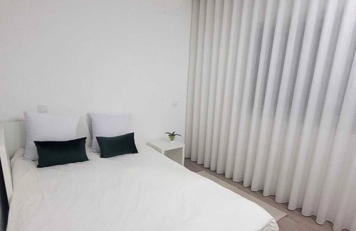 Guimaraes Chalet De Esquí | Vrbo Property
