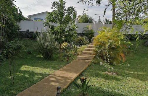 Saint-Paul Apartamento | Vrbo Property