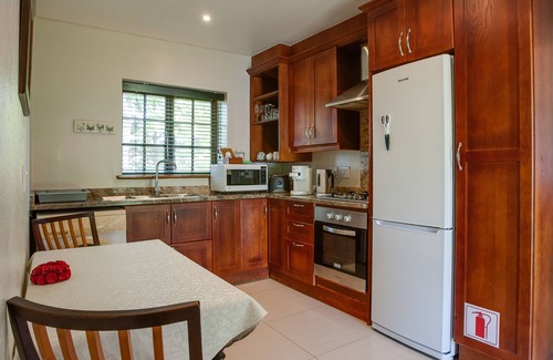 Raithby Casa | Vredenburg Manor House