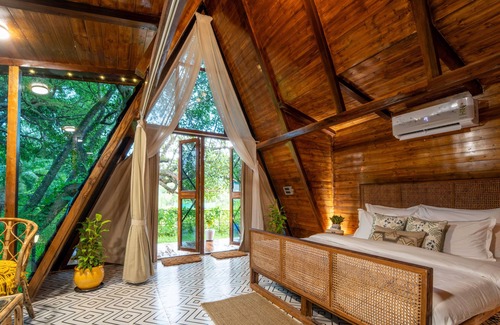 Mandrem Complejo | Vrihi Boutique Resort: Nirja: Open-air Hot Tub: Luxury A-Frame: Mandrem Beach
