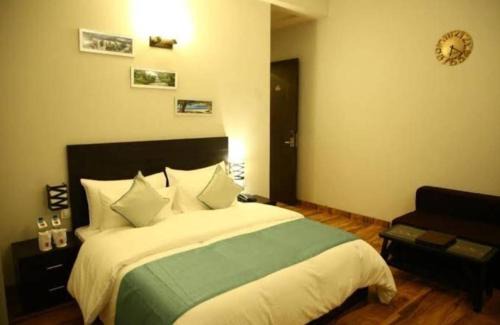 Vrindavan Apartamento | Vrindavan suites And Resort