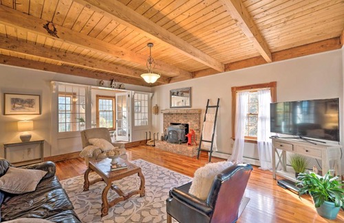 Jeffersonville Casa | VT Custom Country House on 10 Beautiful Acres