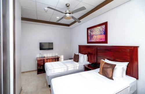 Mashonaland West Cabina | VTU Platinum Lodge