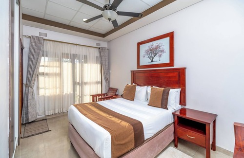 Mashonaland West Cabina | VTU Platinum Lodge