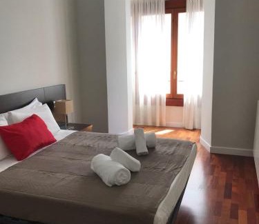 Centro histórico de Zaragoza Apartamento | VTZ El Balcón de Rey Alfonso II