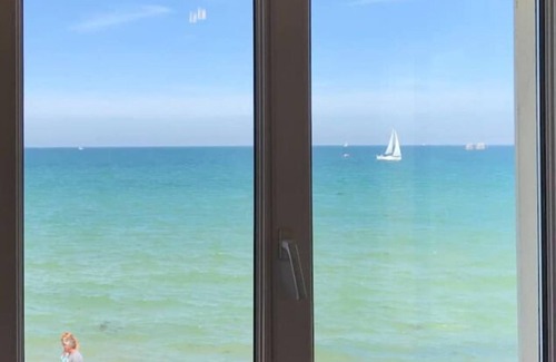Ver-sur-Mer Casa | Vue Exceptionnelle en Front de Mer, 6 Personnes