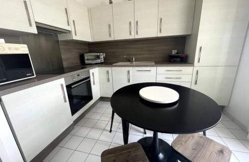Saint-Valery-en-Caux Apartamento | Vue mer, 2 chambres et 2 SDB.