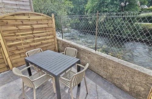 Gerde Apartamento | Vue Rivière, Élégant T2, Neuf, Terrasse, RDC