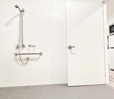 Woonona Apartamento | VUE Studio - Luxury Beach - Accessible -Free Parking