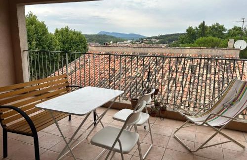 Carces Apartamento | Vue sur le Bessillon