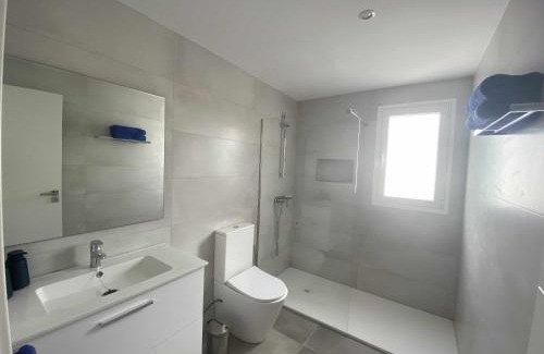 Puerto Calero Villa | Vuelo, Villa con piscina y barbacoa para disfrutar