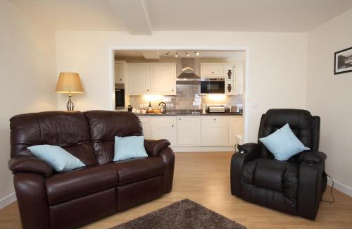 Llanwrthwl Casa | Vulcan Lodge Cottages