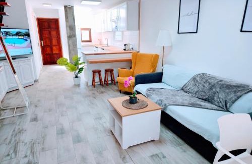Breña Baja Casa | VV Duplex Isla Bonita "by henrypole home"