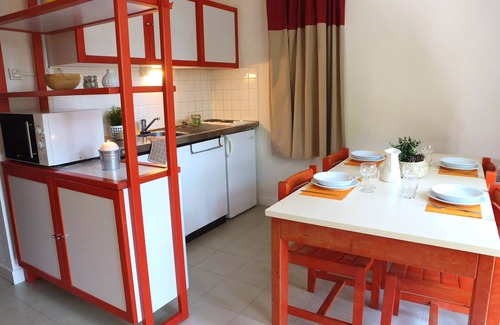 Chaudes-Aigues Apartamento | VVF Villages Les Terres d'Aubrac - Habitación 2 G��te 5 People 1 baby