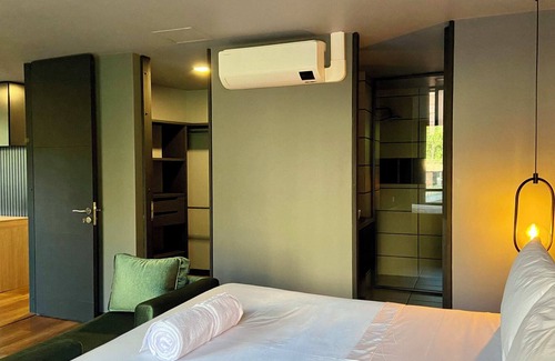 Los Naranjos Apartamento | w* | Astounding Duplex in Poblado