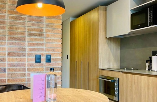 Barrios Unidos Apartamento | w Astounding Loft in Virrey