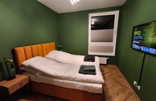 Starogard Gdanski Apartamento | W Centrum Luksusowy Apartament, Duży Parking, Zameldowanie 24h, FV, Ekspres, XBOX, Klimatyzacja, Dwie Sypialnie, Kuchnia i Salon, Samo centrum miasta,