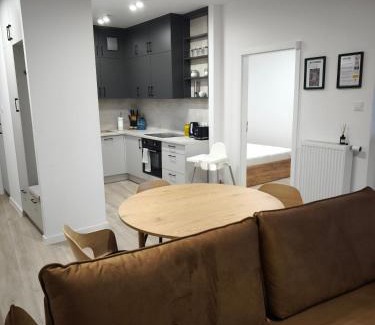 Starogard Gdanski Apartamento | W centrum NOWY Kameralny Apartamenta, Duży Parking, FV, Luksusowo wyposażony, PlayStation 5, Balkon, Klimatyzacja, Taras, Winda, Wyposażona kuchnia