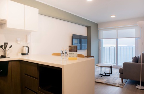 Barranco Apartamento | w Charming 1BR Apartment w Balcony in Barranco