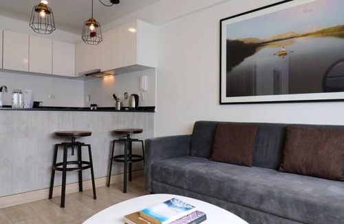 Barranco Apartamento | w Iluminating 1BR w AC Near Central Restaurante