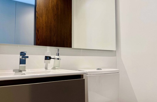 Chico Norte Apartamento | w Impressive 1BR in Bogota