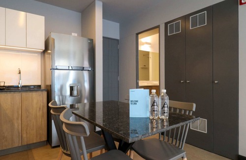 Centro Financiero de San Isidro Apartamento | w*| Magnificent 2BR w/ Great Balcony in San Isidro