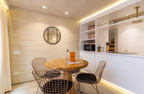 Chico Reservado Apartamento | w* | Modern 1BR Duplex in Parque 93