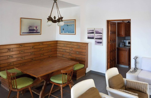 Pisco Casa | w* | Modern 5BR with Private Pool in Paracas