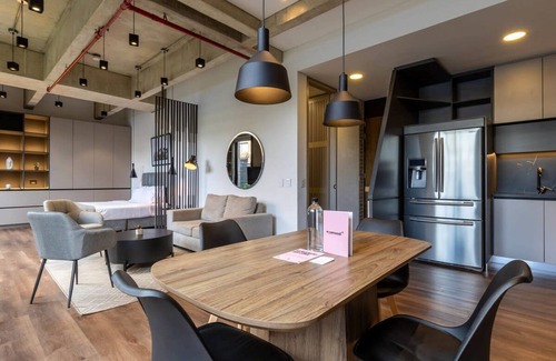 Chico Reservado Apartamento | w Monochrome Loft With Terrace in Parque 93