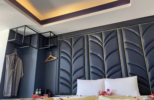 Tran Phu Beach Hotel | W Premium Nha Trang