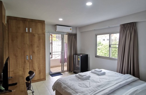Khlong Chaokhunsing Casa | W Residents