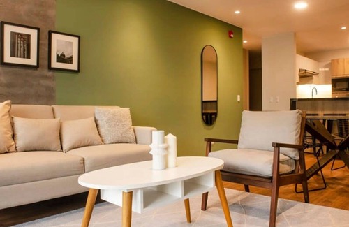 Armendáriz Apartamento | w Stunning 3BR With Balcony in Miraflores