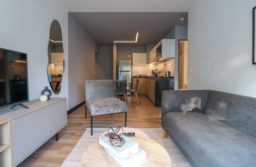 Centro Financiero de San Isidro Apartamento | w Stylish 1BR w Balcony in San Isidro