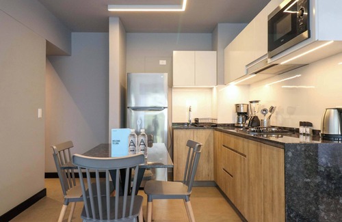 Centro Financiero de San Isidro Apartamento | w Stylish 1BR w Balcony in San Isidro