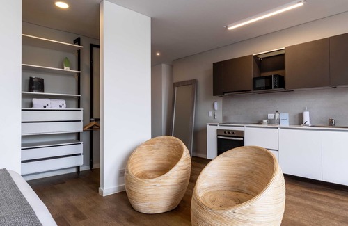 Antiguo Country Apartamento | w* | Upscale Penthouse Duplex w/ Terrace in Parque Virrey