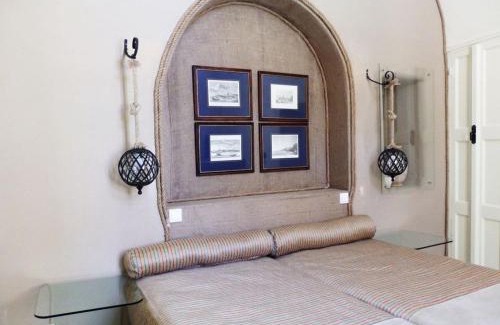 Emporio Villa | w Villa Cycladicas - Emporeio - A Wonderful 2 Bedroom Villa - Outdoor Pool and Jacuzzi