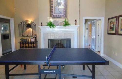 Demere Park Casa | W13 Spectacular 2 BR, 2 BA ground level with lake view in Ocean Walk