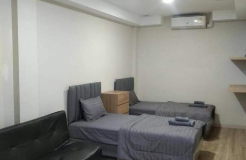 Phra Khanong Nuea Hotel | W71