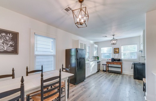 Austin Ave. Casa | Waco Vacation Rental Near Magnolia Market