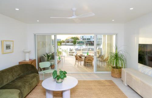 Jolly Harbour Casa | Wadadli Breeze