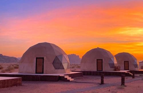 Wadi Rum Hotel | Wadi Rum Luxotel bubble camp