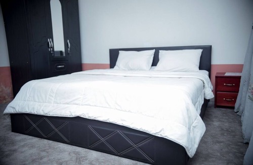 Kumasi Hotel | Wadoma Royale Hotel