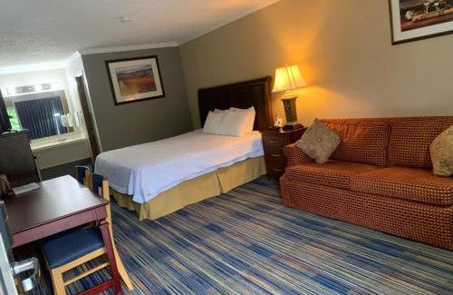 Eureka Springs Hotel | Wagner Inn